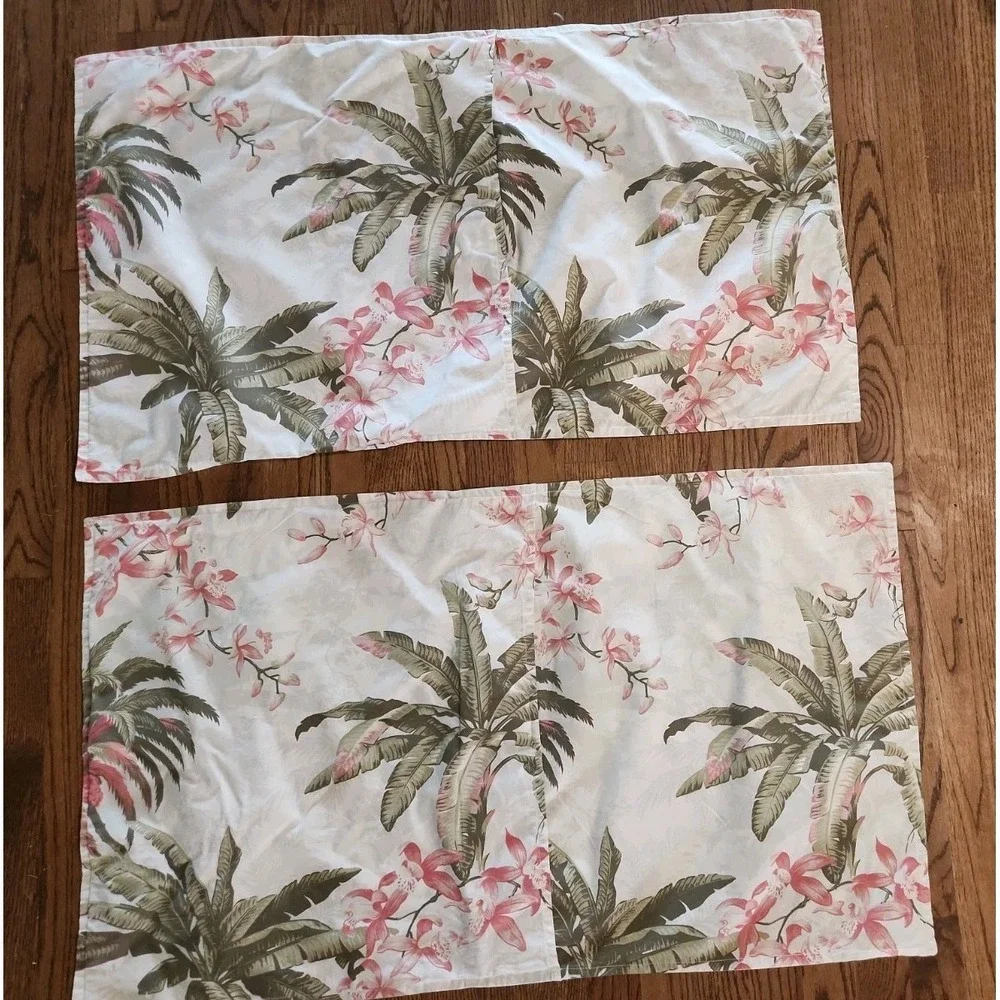 2/Tommy Bahama Bonny Cove KING SHAMS Palm Orchid Tropical Beach Beige Pink Green